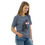 Miniature : T-shirt femme Rox wears sunglasses