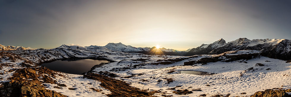 Miniature : Panorama lever de soleil sur Le lac noir