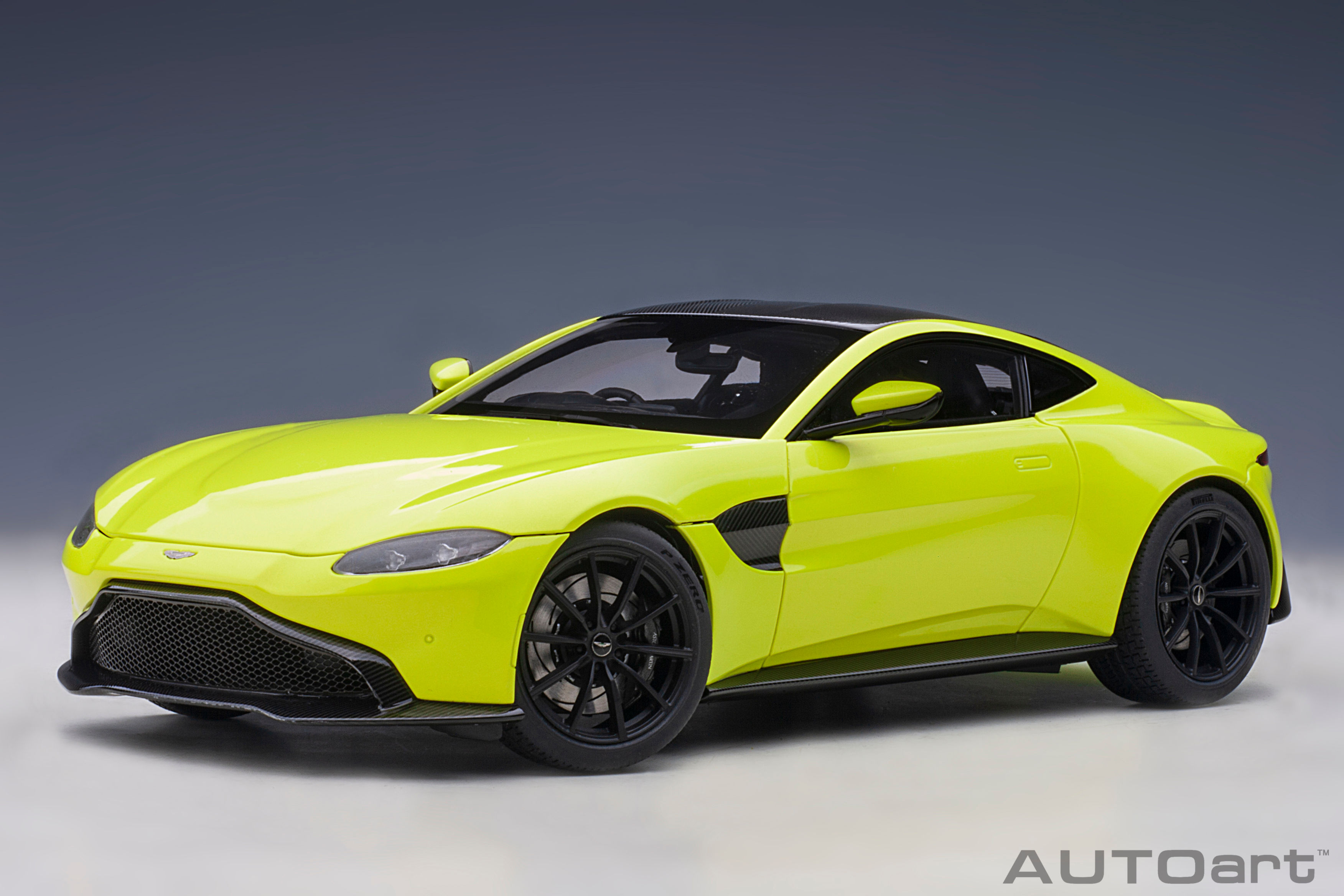 Aston Martin Vantage