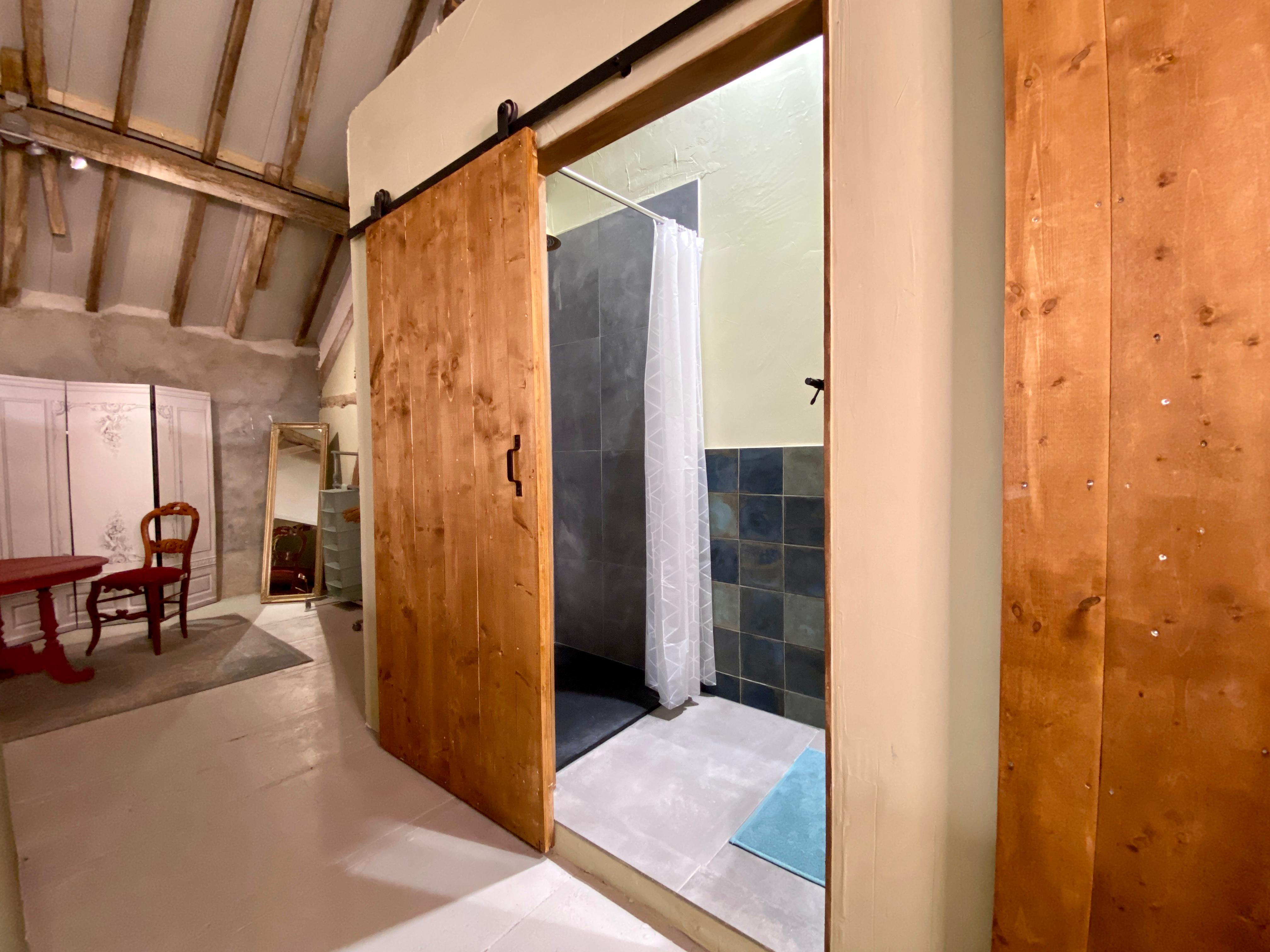 Gîte L'Artisane, Domaine Lavau, 36400 Néret, Frankrijk, France