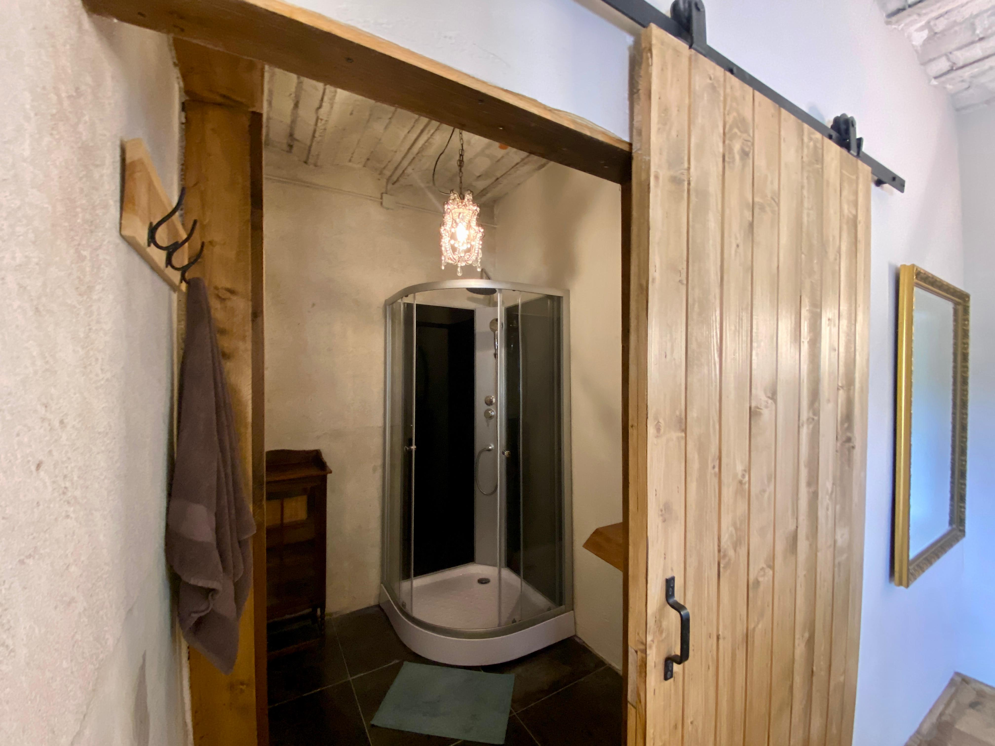 Gîte L'Atelier, Domaine Lavau, 36400 Néret, Frankrijk, France