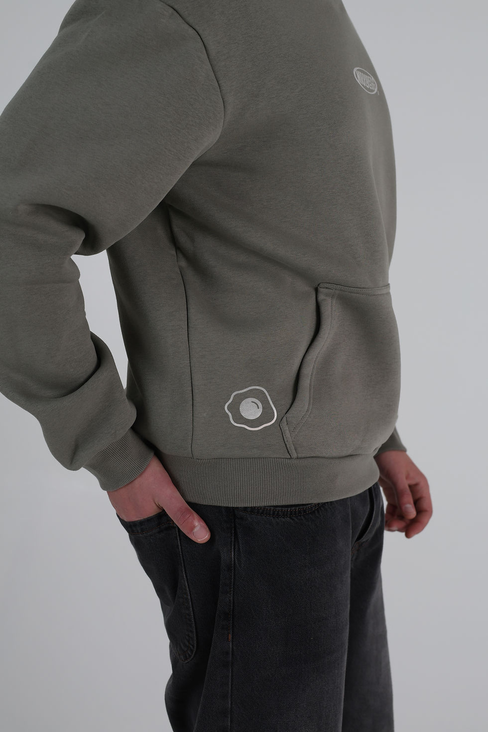 Thumbnail: Rythm - Fluffy Hoodie // Pale Olive - Beyond The Mountains