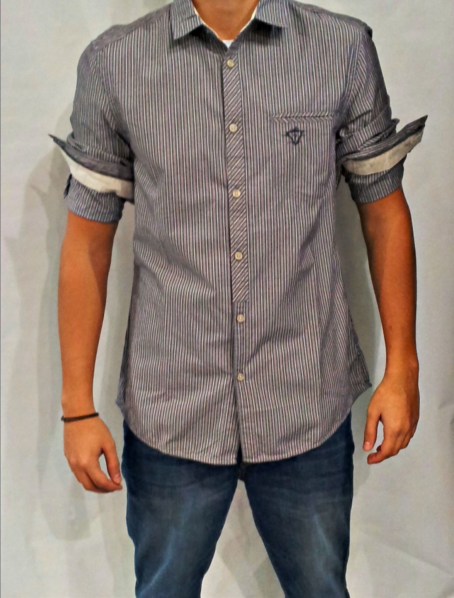 CAMISA DE VESTIR GRIS GUESS