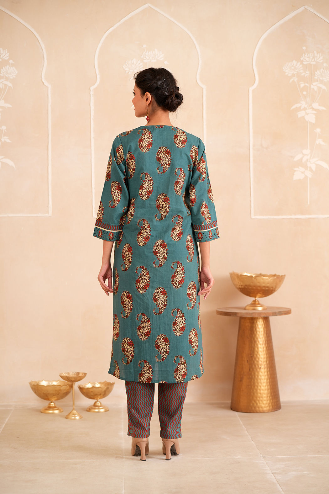 Dusky Shyam Cotton Kurta Set