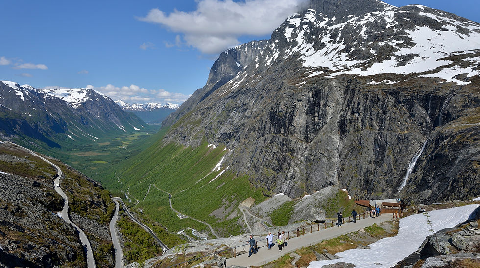 Trollstigen Viewpoint.jpg