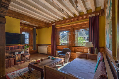 superior suite with garden view and king bed (3).jpg