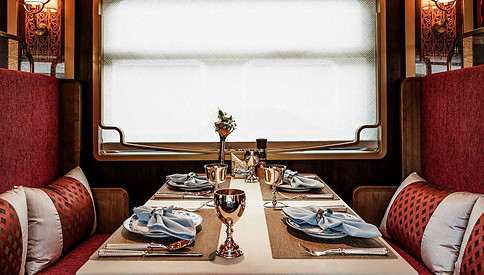 chinese-dining-car-2560.jpg