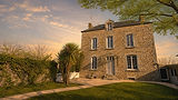 Façade en pierre de la maison de vacances LE PERRON à Lécousse, près de Fougères