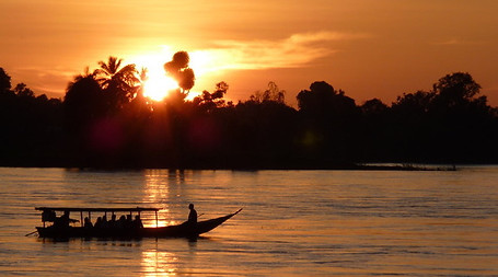 Sunset in 4000 islands