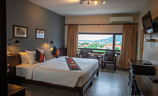 Deluxe Room (4).jpg