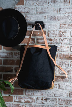 © Louise Anderson Photo + Media Winnipeg, Manitoba Product, Branding Photographer