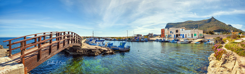 Panorama caratteristico di Favignana. Foto Walter Lo Cascio