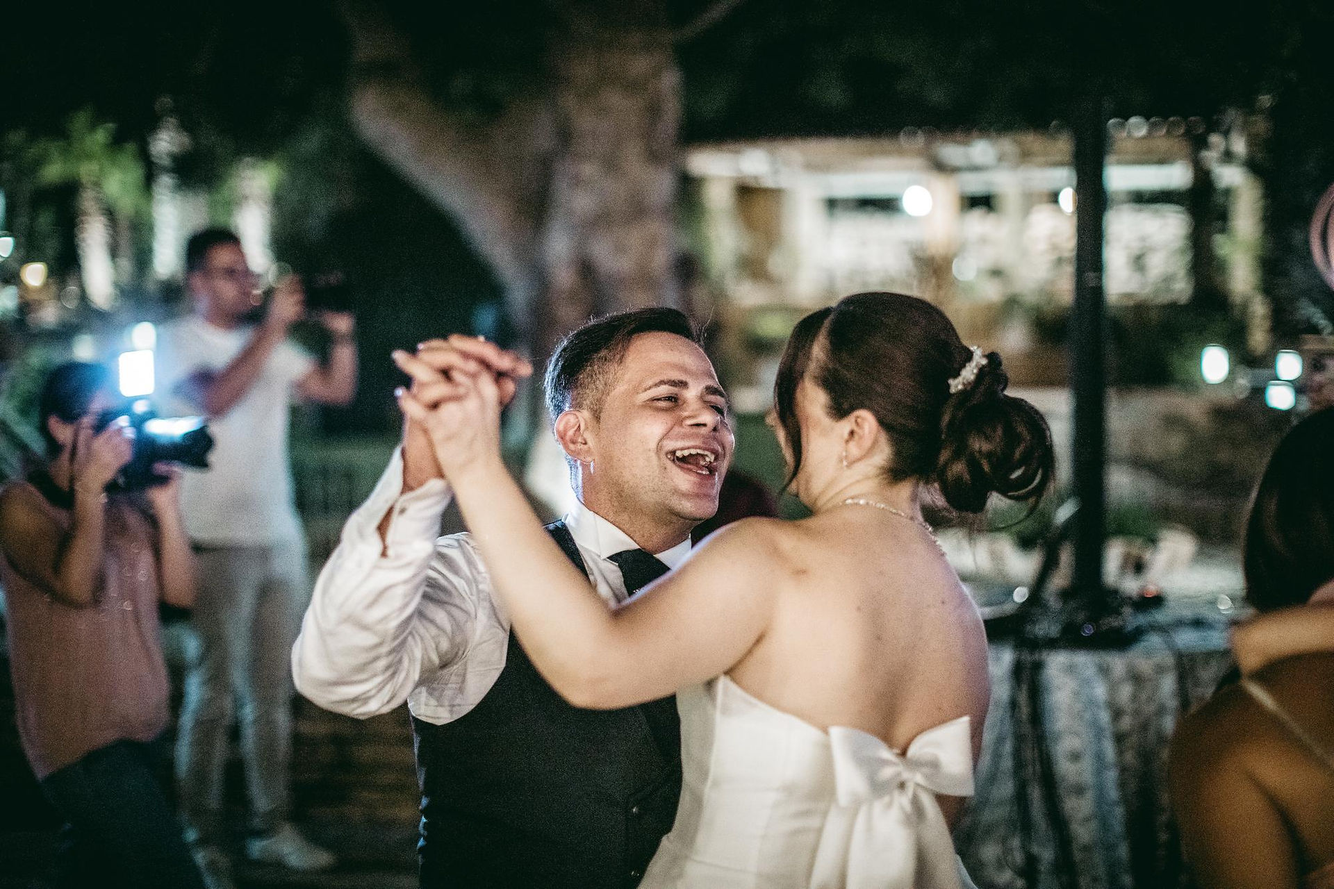 Matrimonio a Mazzarino. Villa del Poggio Mulara. Foto Walter Lo Cascio  10