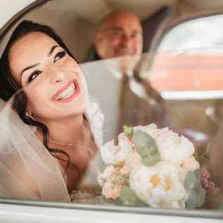 Matrimonio a Piazza Armerina. La sposa in macchina