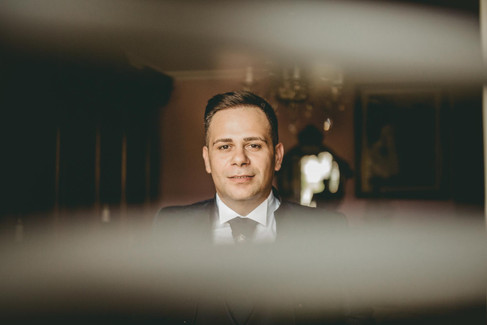 Matrimonio a Mazzarino. Preparativi degli sposi. Foto Walter Lo Cascio 14