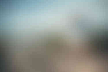 Matrimonio a Favignana - La sposa ammira il suo abito