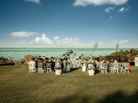 Cerimonia di matrimonio all'aperto vista mare in Sicilia - Fotografo Walter Lo Cascio