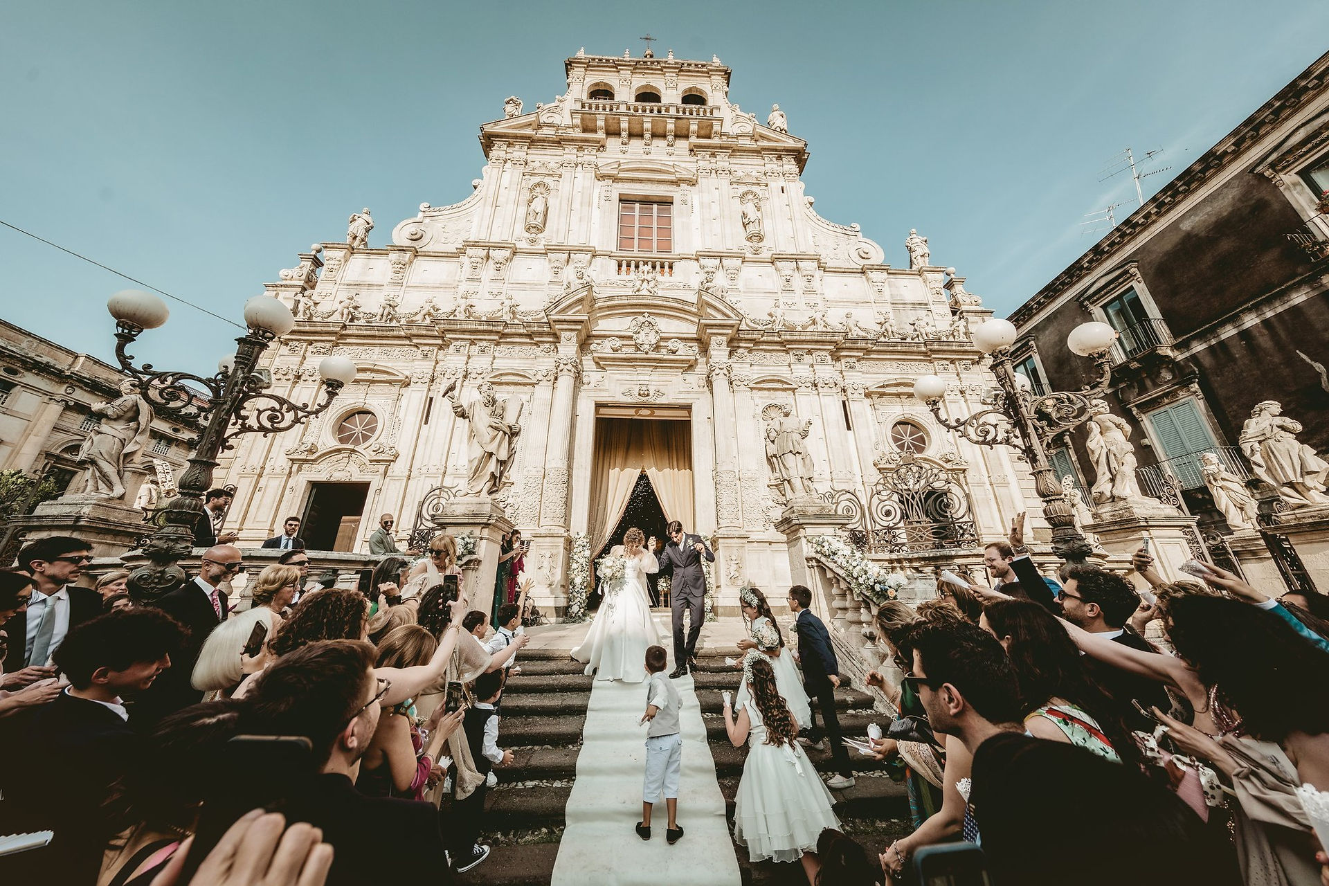 Il lancio del riso ad Acireale