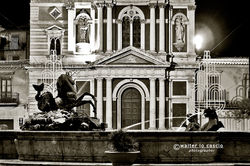 fontana-del-tritone-caltanissetta_7144830849_o.jpg