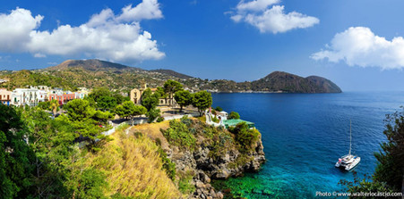 Lipari, scogliere