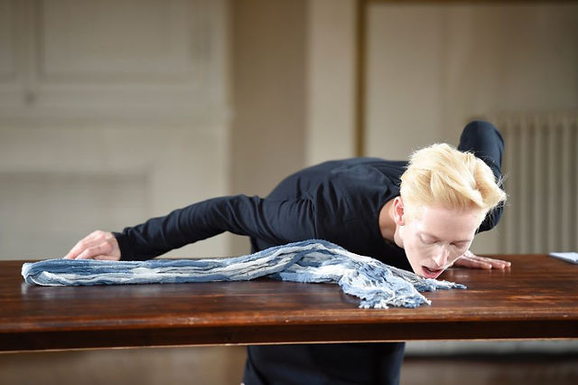 Cloakroom – Vestiaire Obligatoire
