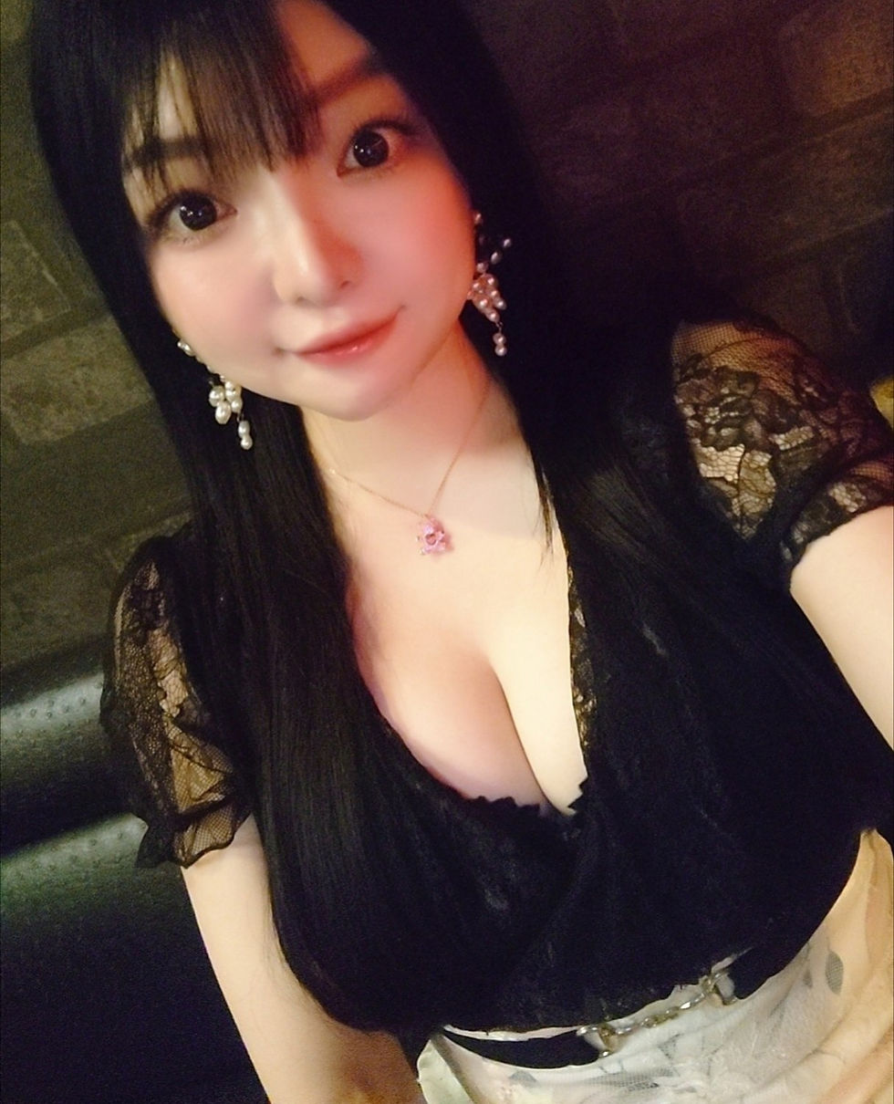 祝日営業中😄🎌