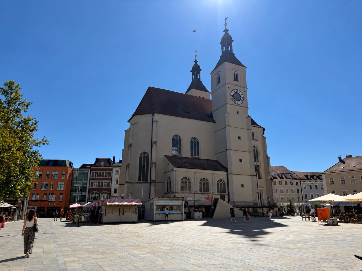 Neupfarrplatz and local shops in Regensburg