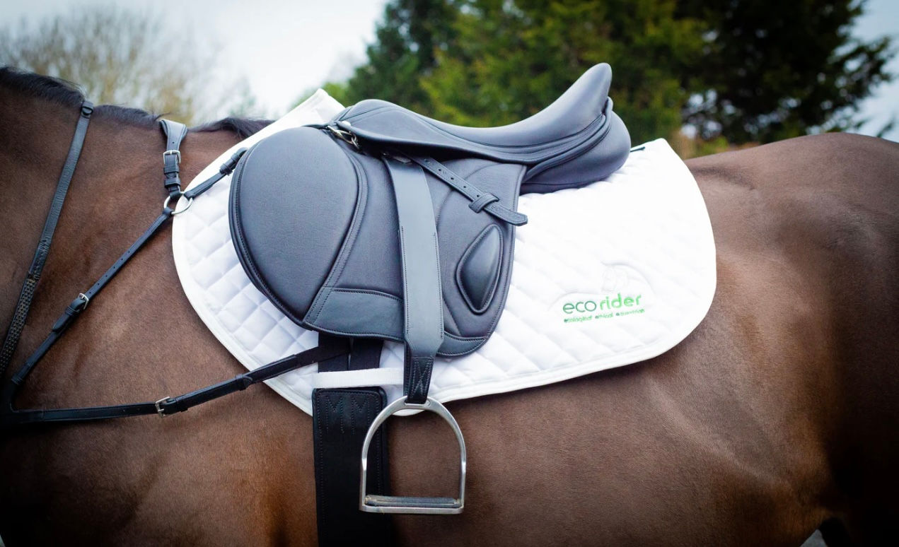 Freedom Jump Saddle / Black / 18