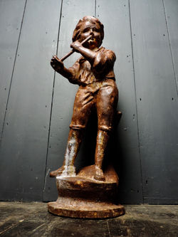 Statue