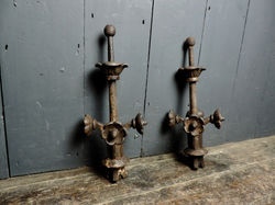 Finials