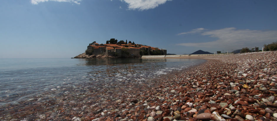 Montenegro Tourism Chases its Neighbours