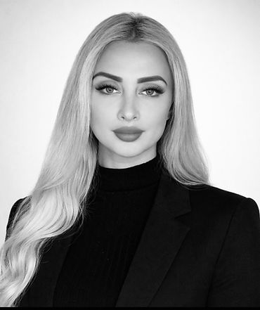 Gina Prof Pic_edited.jpg