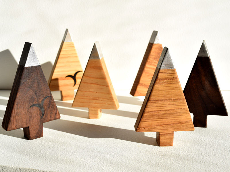 Thumbnail: Oak ChristmasTree