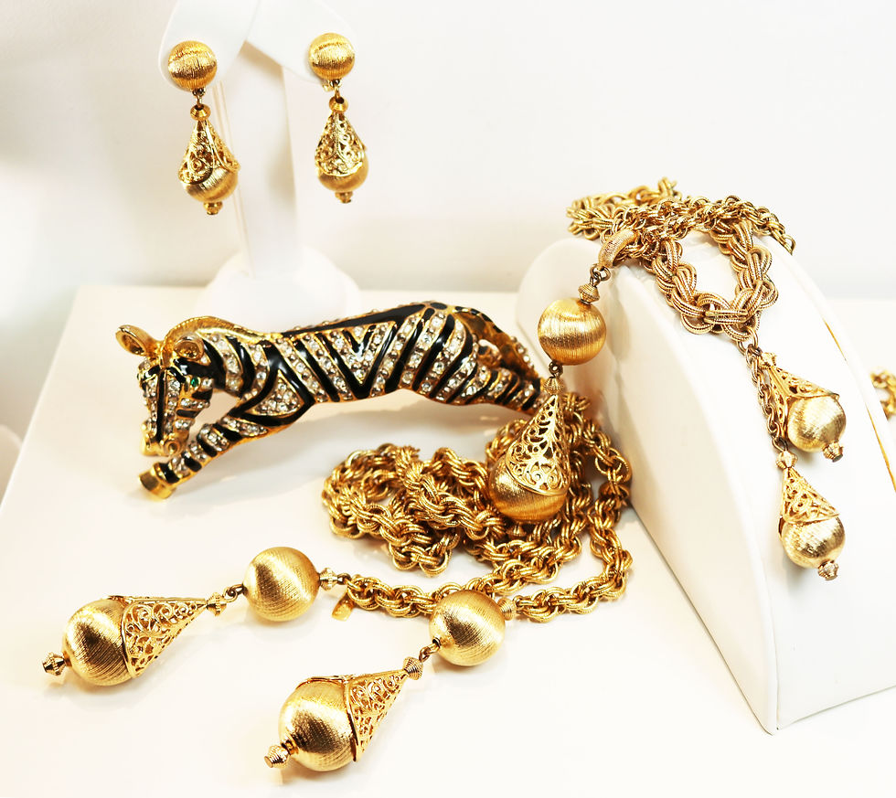 Miniatura: VINTAGE 1961 MONET BOLERO Demi Parure *signed* Sumptuous Triple Gold Plated