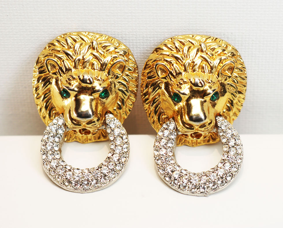 Miniatyrbilde: KJL Lion's Head Diamanté Earrings ~ Clear & Green Crystals and Gold Plating