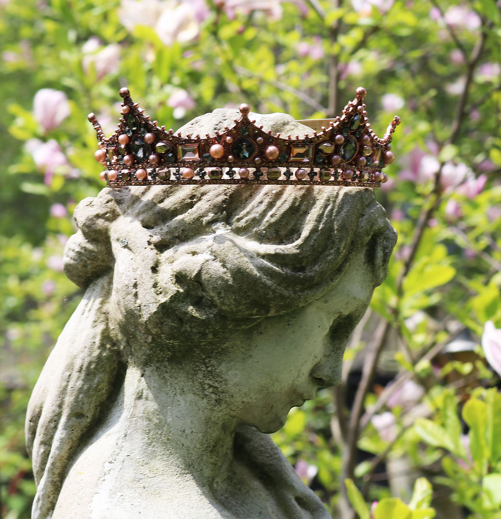Miniature : GOTHIC GAME of THRONES Style Crown ~ Champagne Pearls & Smoky Topaz Crystals