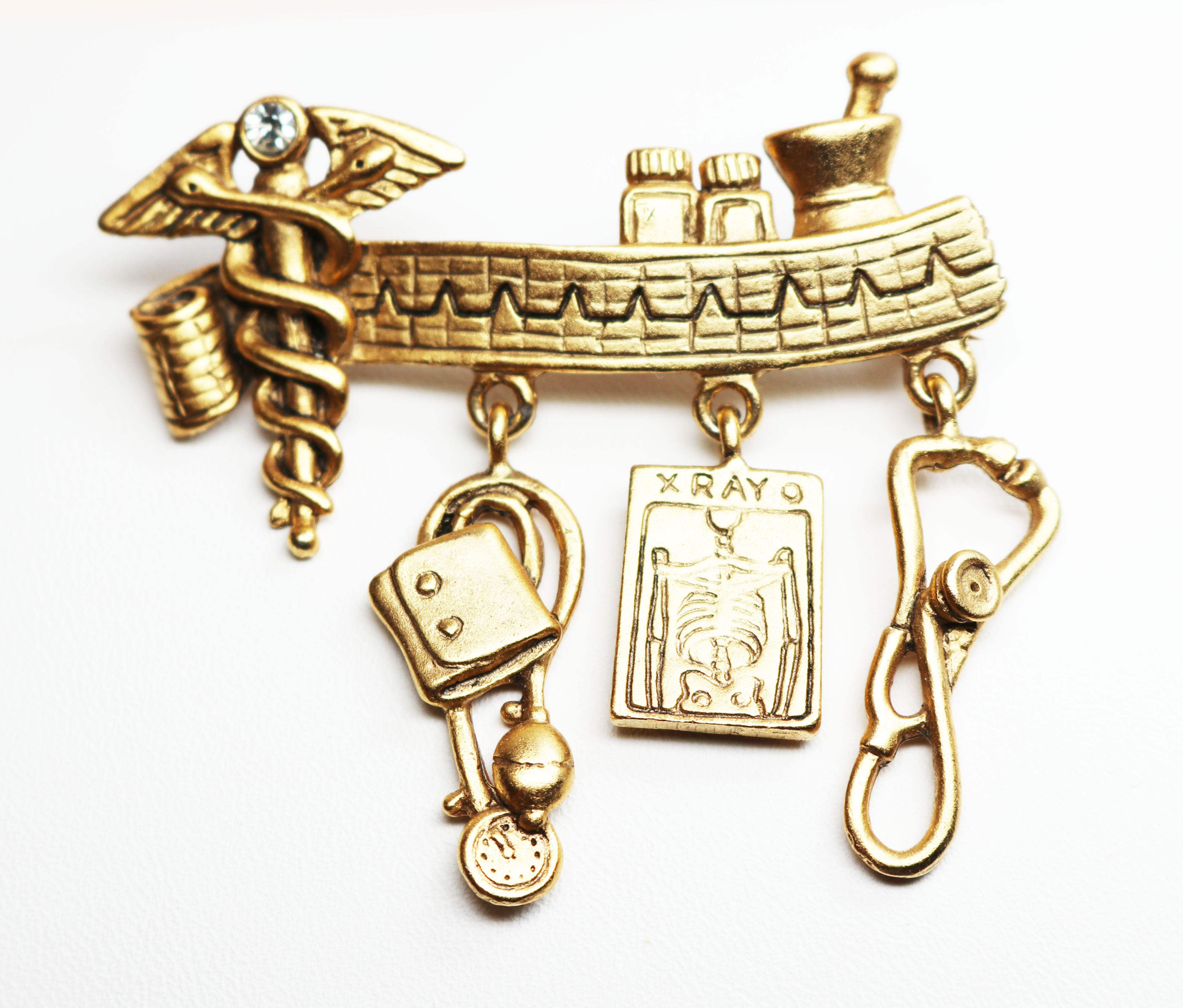 VINTAGE DANECRAFT BROOCH ~ *signed* Gold Plated Medical Field Gift