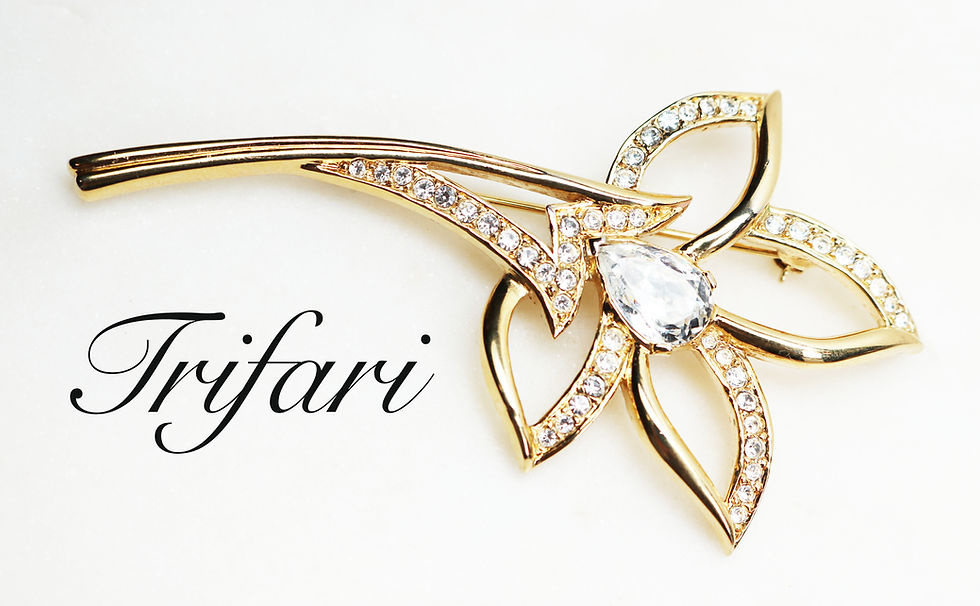 Miniatura: EXQUISITE VINTAGE 1960s TRIFARI *signed* Gold Plated Diamanté Crystal Brooch