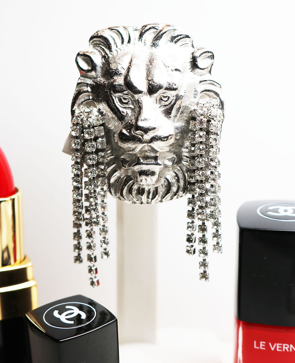 Thumbnail: Stunning VINTAGE LIONS HEAD Brooch by 'Jeanne' *signed* ~ Silver Lion Brooch