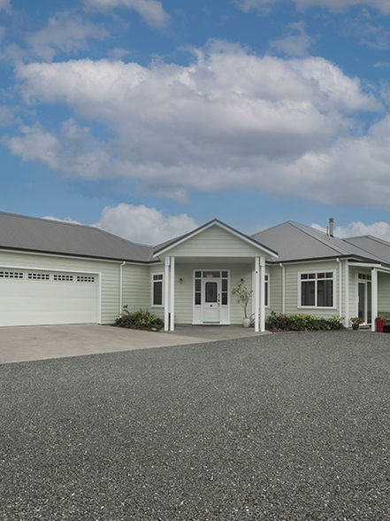 arts and crafts farm house