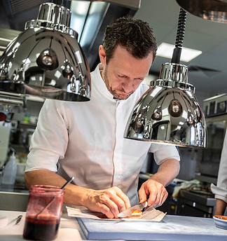 À recadrer en portrait pour qu'on voit que le chef  (2) (1).jpeg