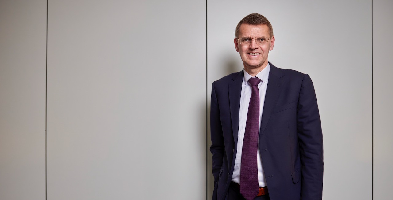 Herwig Temmerman et Dimitri Cordenier (BearingPoint): Crypto Assets and  their impact on the financial Industry