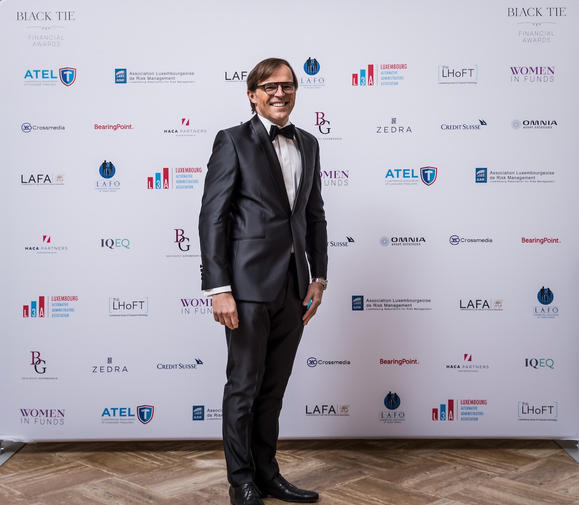 black-tie-2020-photocall-hd-21.jpeg