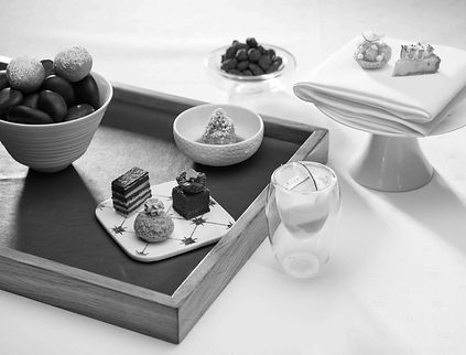 Sonnora-Petit-Four-23471_edited.jpg