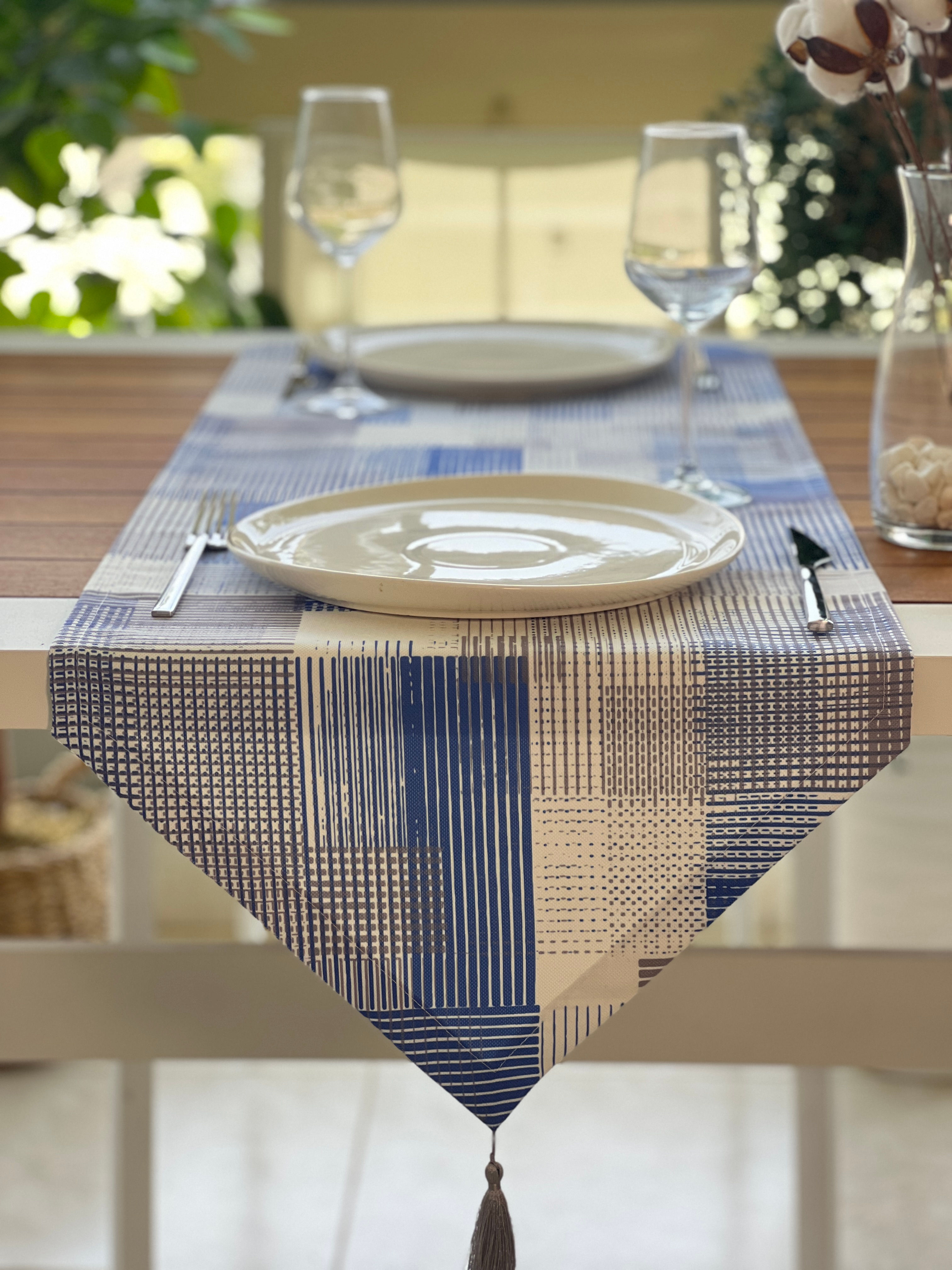 Gri Soft Çizgiler Desen Runner Örtü