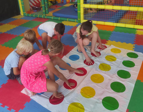 Crescere Insieme con il Baby Village e i Centri Estivi QUALITAS FUN