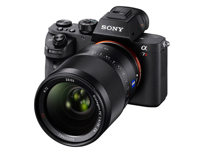 42 Mpx A7R2 press image