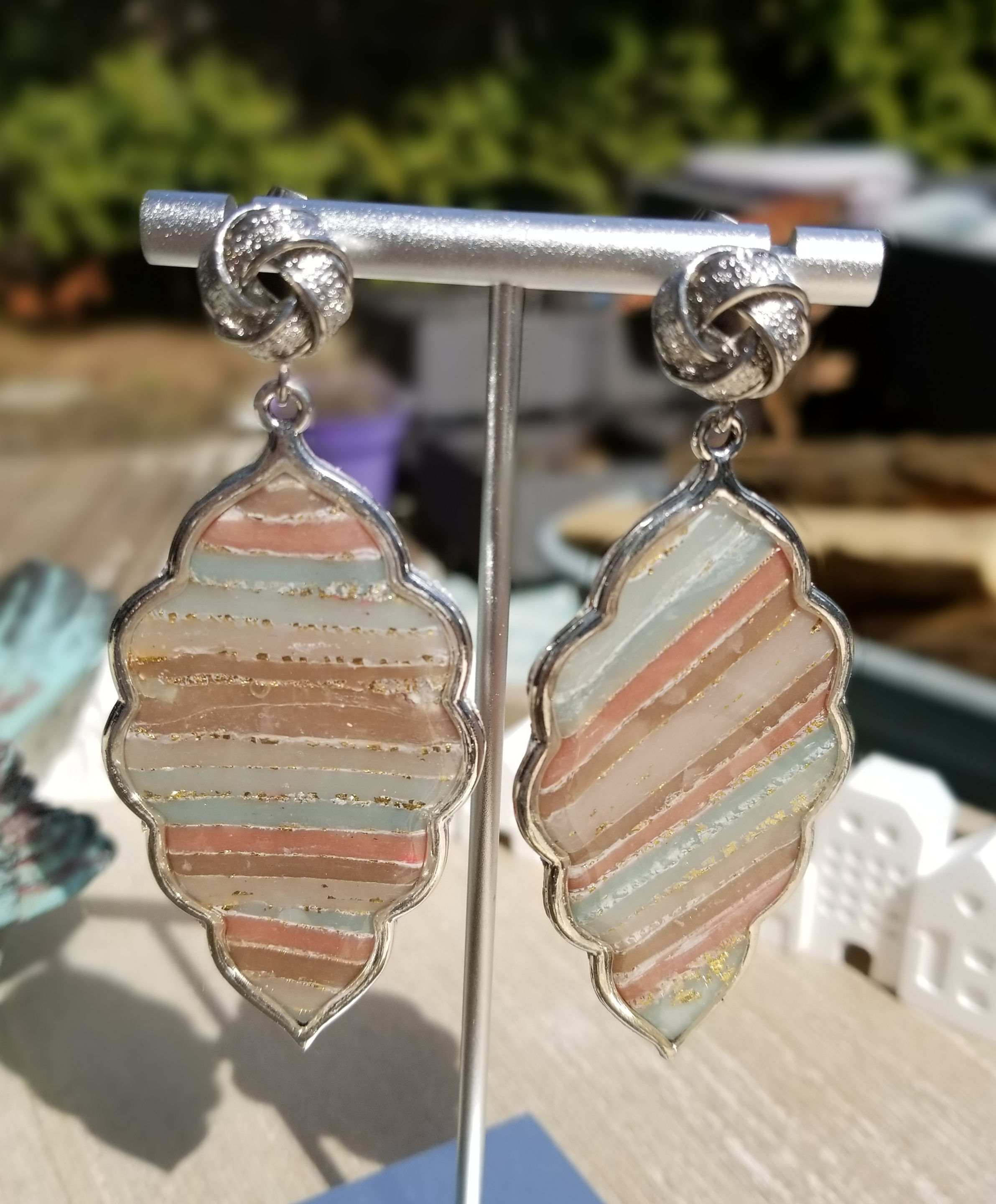 Spring Agate Steel Knot dangles