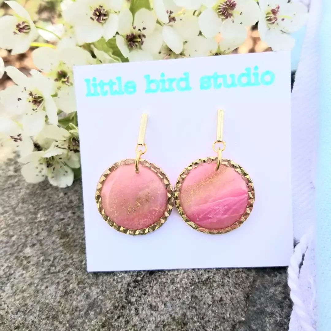 Rose Quartz medium textured round