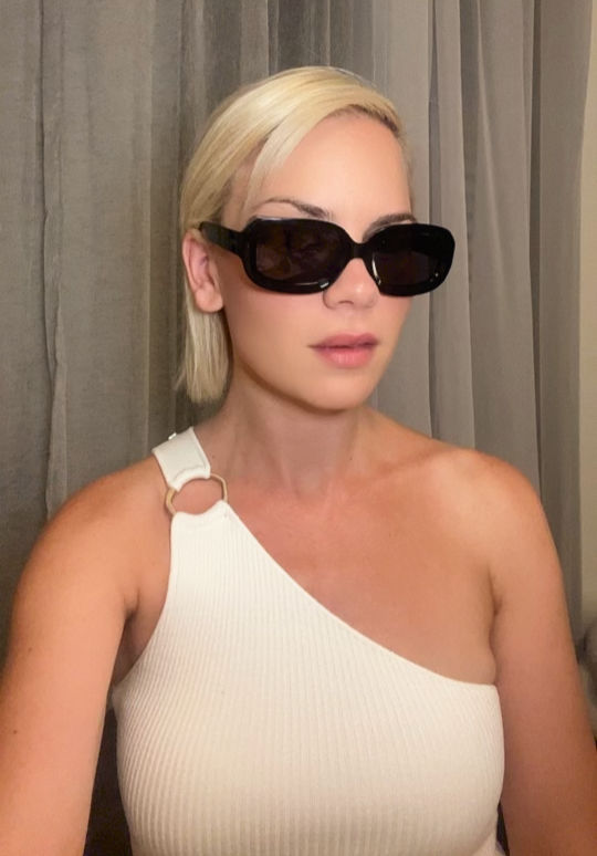 Μικρογραφία: ECLIPSE BLACK